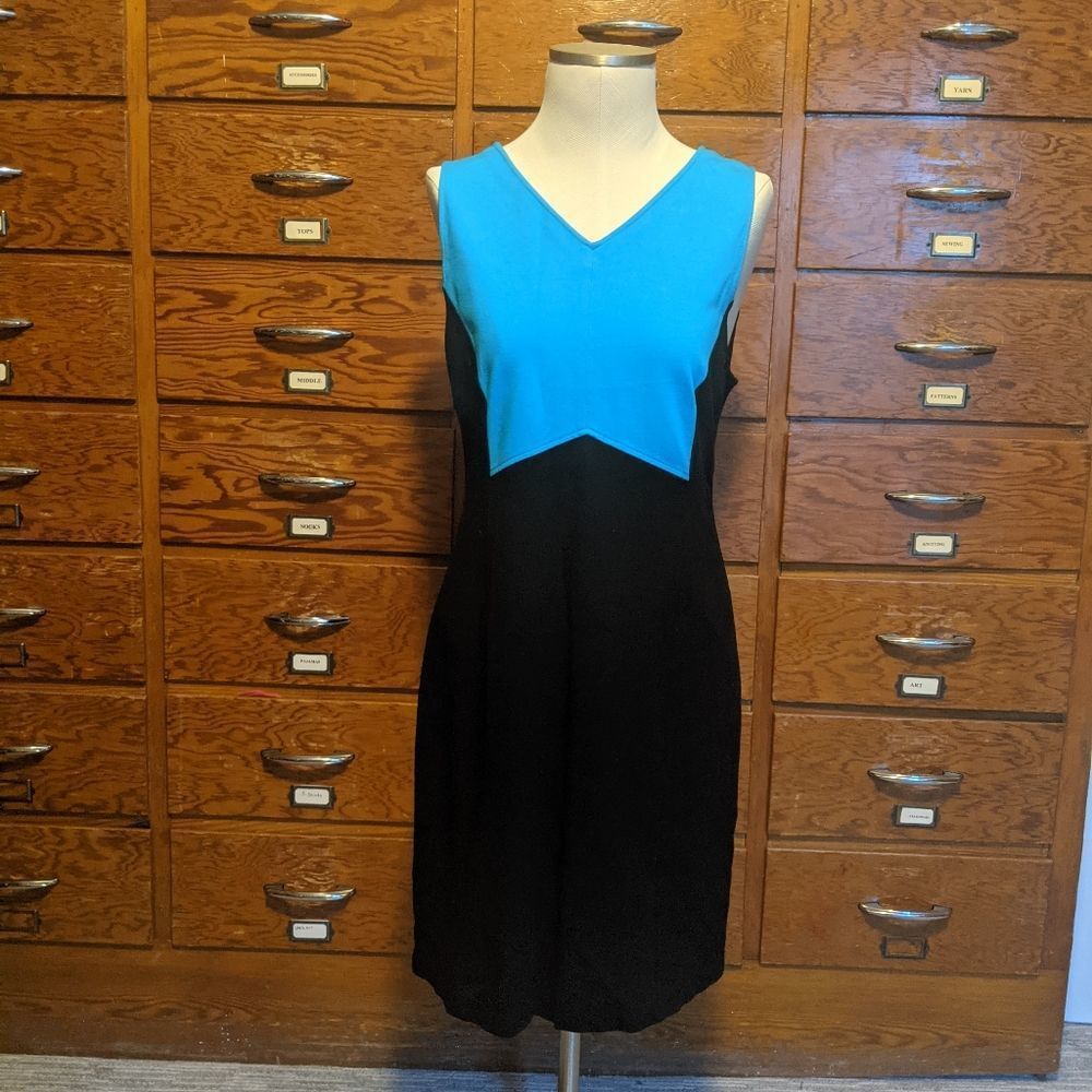 Kenneth Cole sleevless knit dress